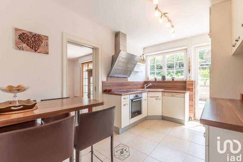 Maison - 165 m² - 7 pièces