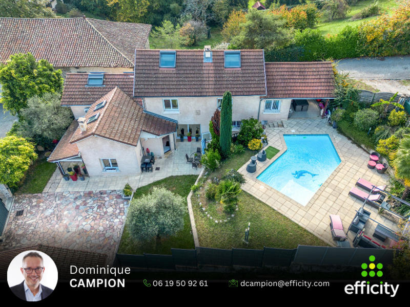 Maison - 197 m² - 7 pièces