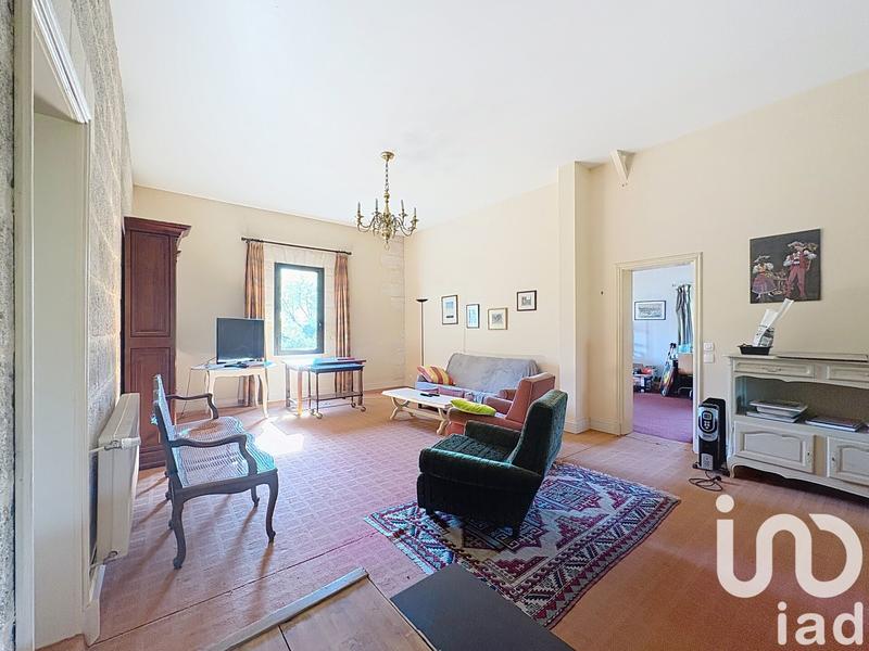 Maison - 460 m² - 12 pièces