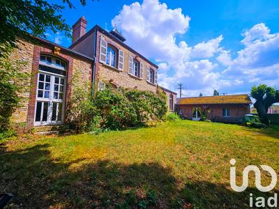 Maison - 230 m² - 8 pièces