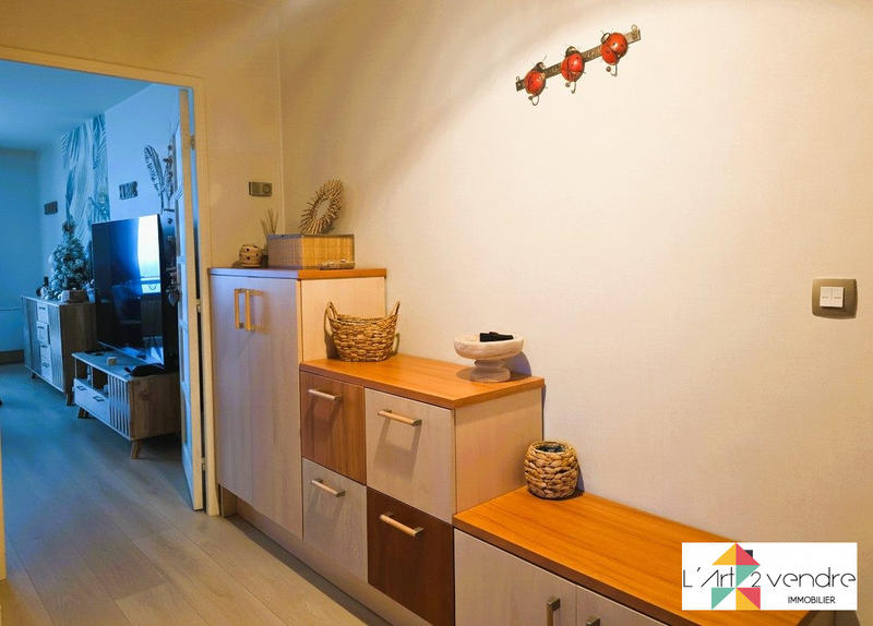 Appartement - 97 m² - 5 pièces