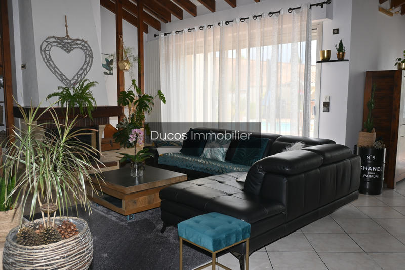 Maison - 212 m² - 6 pièces