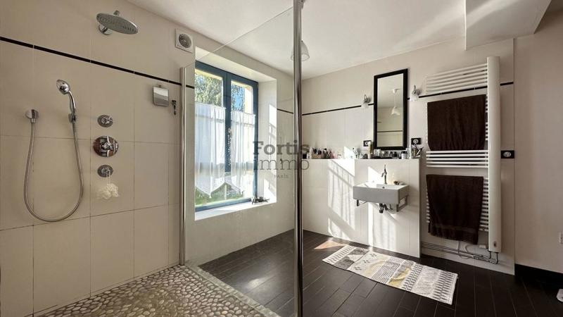 Corps de ferme - 407 m² - 11 pièces