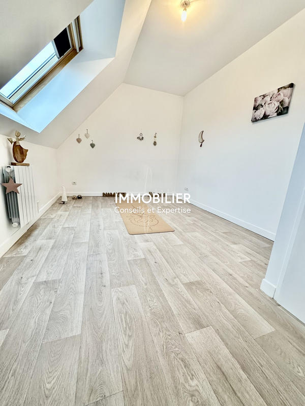 Maison traditionnelle - 80 m² - 4 pièces