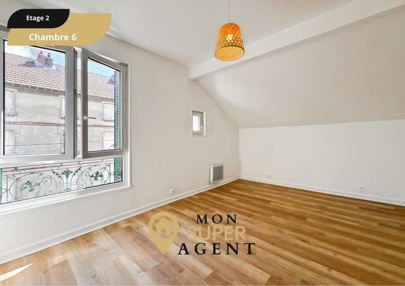 Maison - 164 m² - 10 pièces