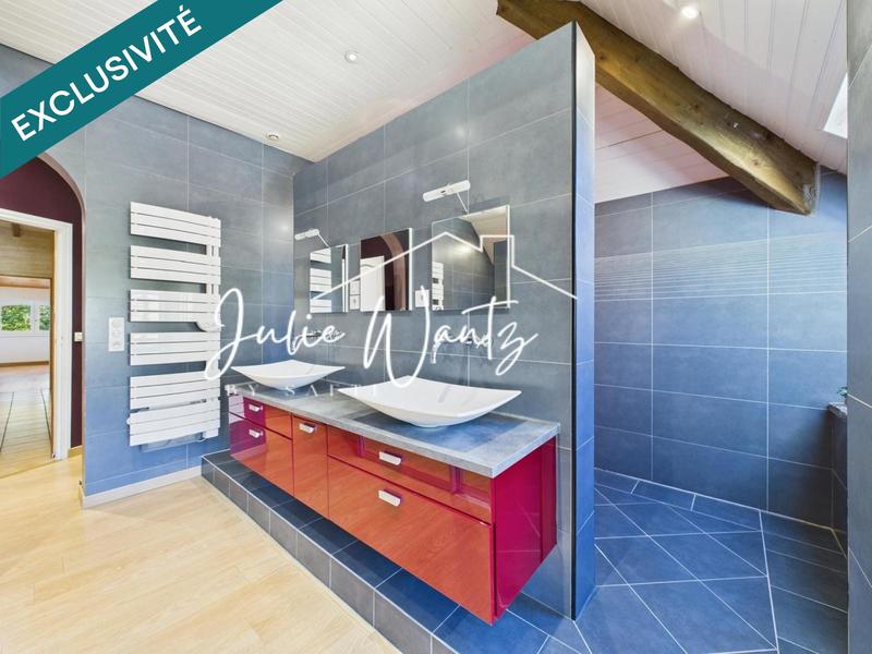 Maison - 400 m² - 8 pièces