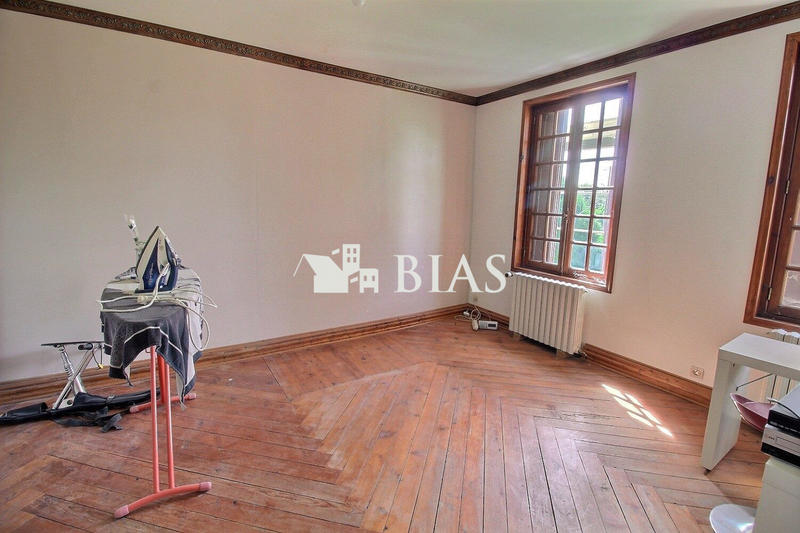 Maison - 142 m² - 7 pièces