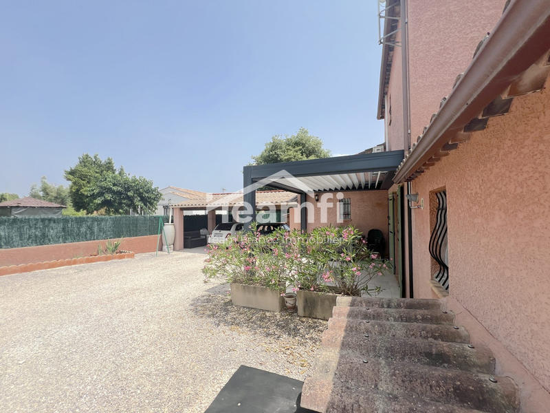 Maison traditionnelle - 115 m² - 5 pièces