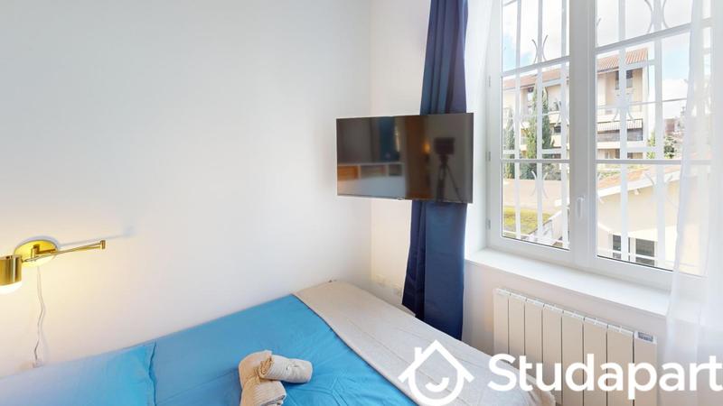 Chambre - 11 m² - 1 pièce