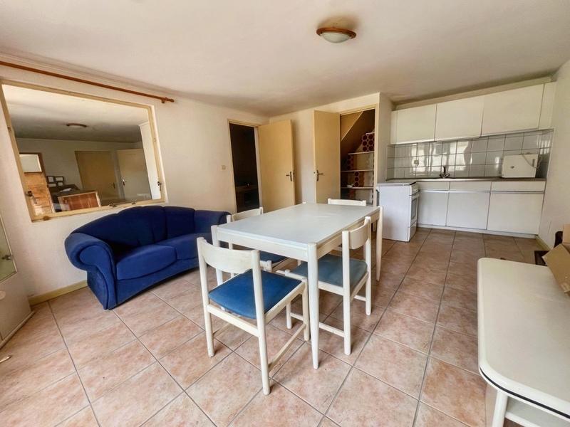 Maison - 280 m² - 10 pièces