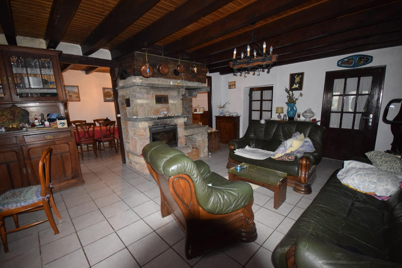 Viager - Ferme - 99 m² - 3 pièces