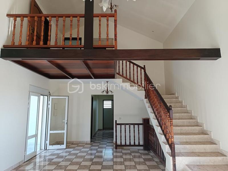 Demeure - 118 m² - 5 pièces