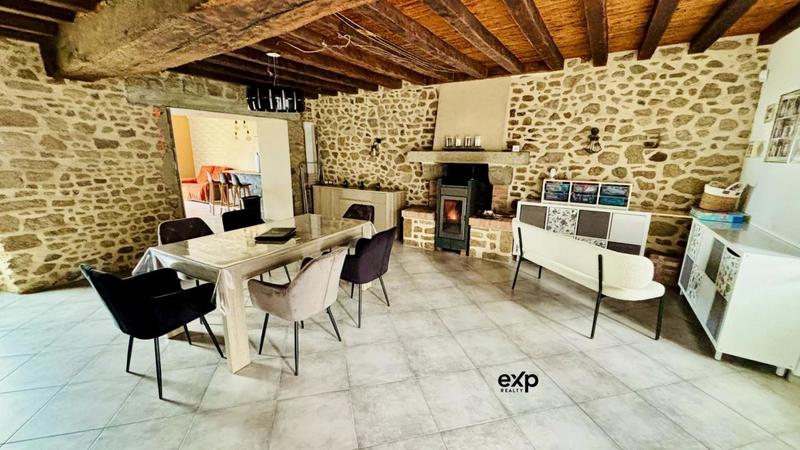 Maison de village - 185 m² - 6 pièces