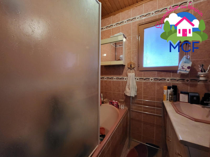 Maison traditionnelle - 85 m² - 3 pièces