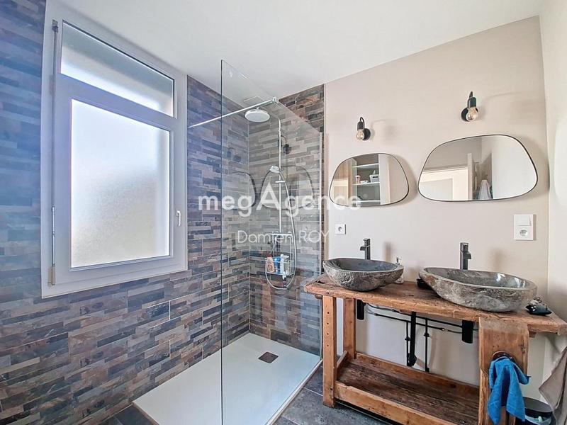 Maison - 104 m² - 5 pièces