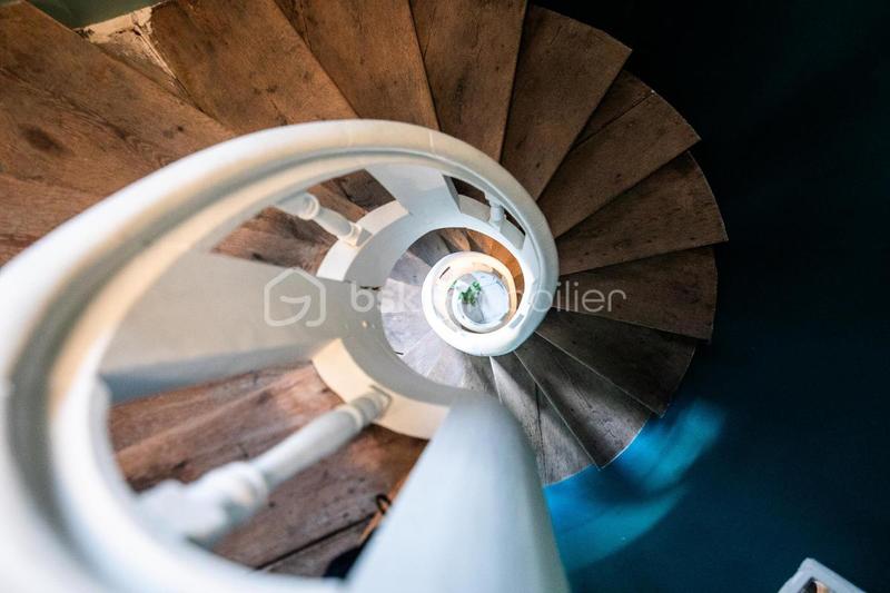 Maison de ville - 184 m² - 9 pièces