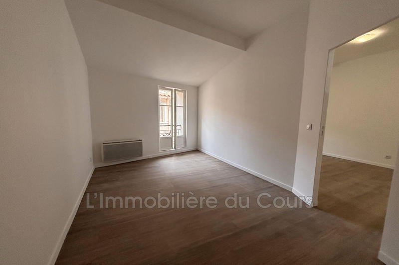 Immeuble - 6 pièces