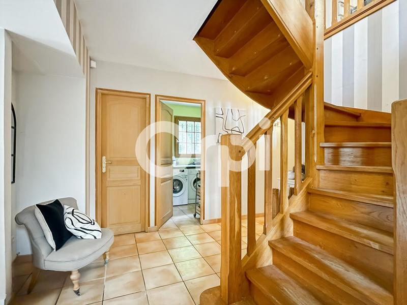 Maison - 200 m² - 6 pièces