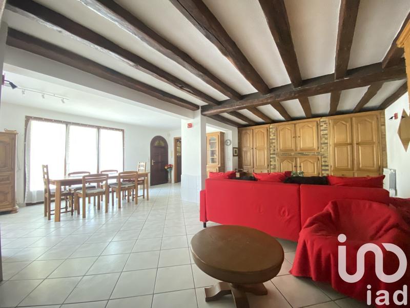 Maison - 200 m² - 8 pièces