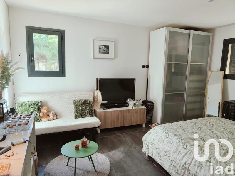 Maison - 252 m² - 9 pièces