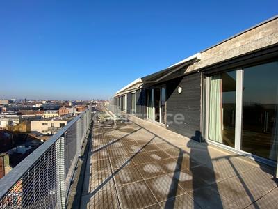 Appartement - 132 m² - 5 pièces