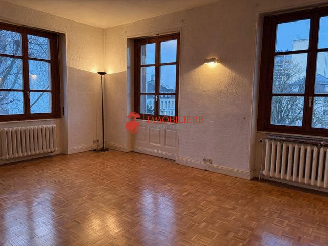Appartement - 112 m² - 3 pièces