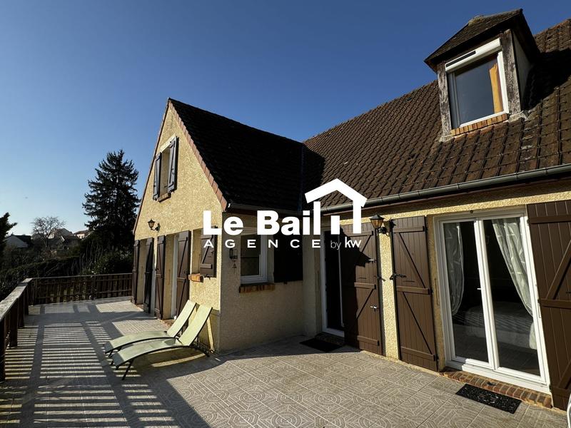 Maison - 160 m² - 8 pièces