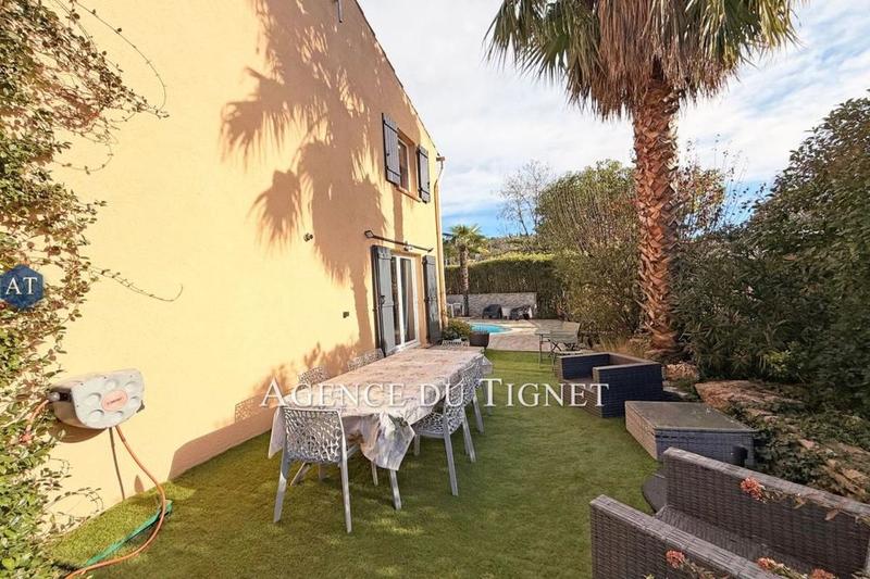 Maison - 105 m² - 6 pièces