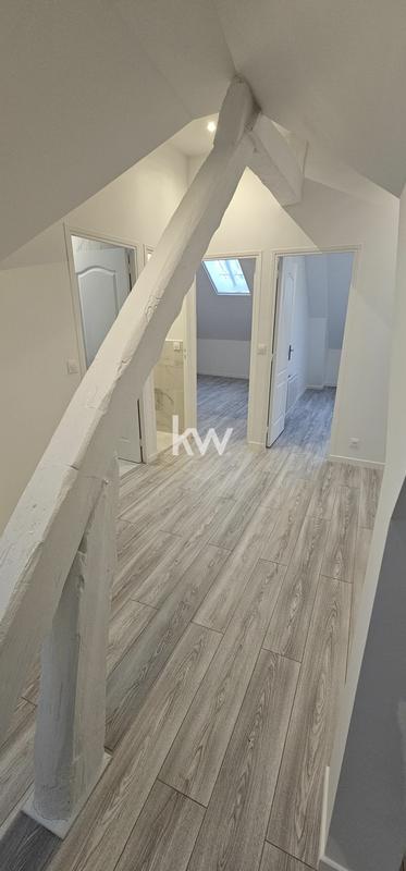 Corps de ferme - 245 m² - 9 pièces