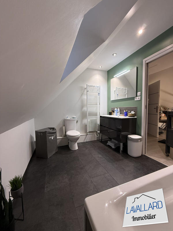 Maison - 120 m² - 5 pièces