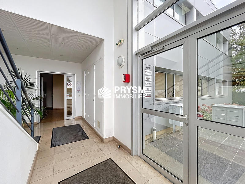 Bureau - 14 m² - 1 pièce