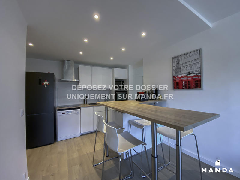 Chambre - 11 m² - 5 pièces