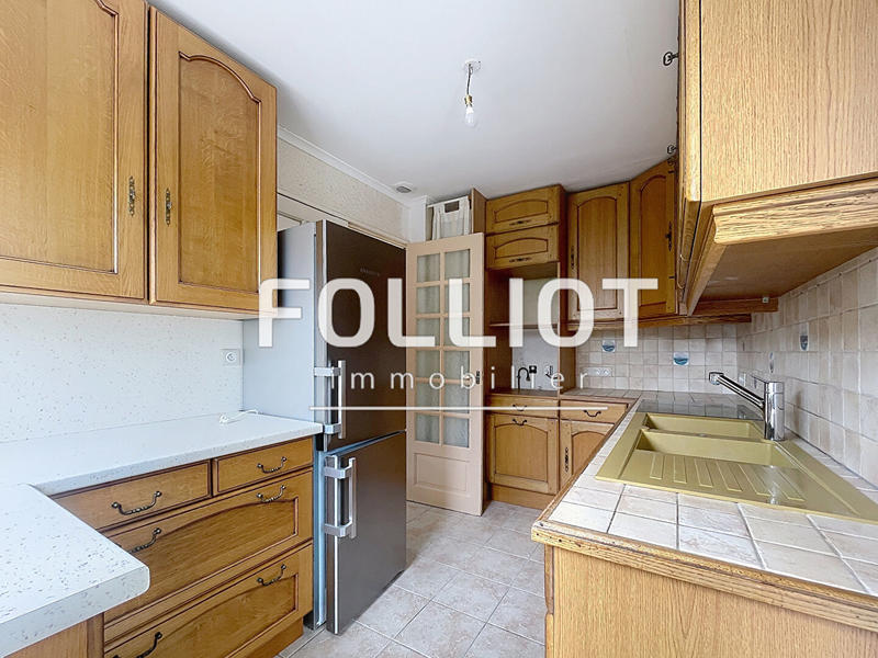 Maison - 94 m² - 6 pièces