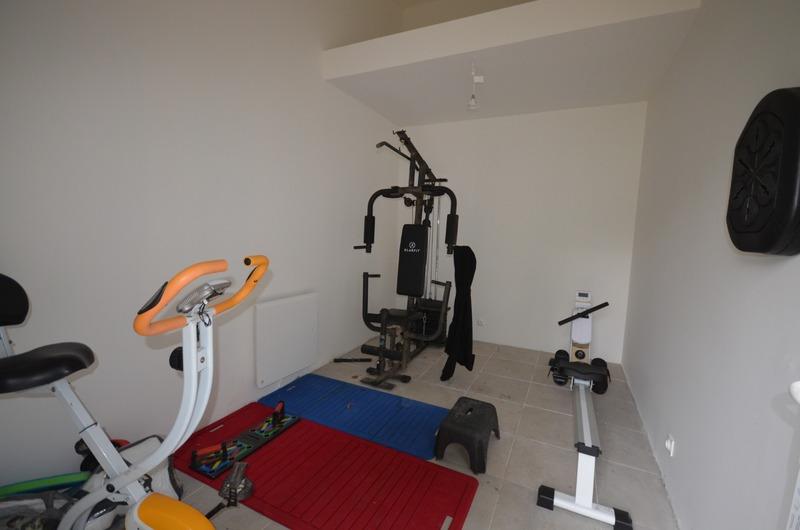 Maison - 248 m² - 6 pièces