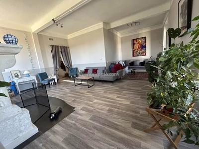 Maison - 155 m² - 6 pièces