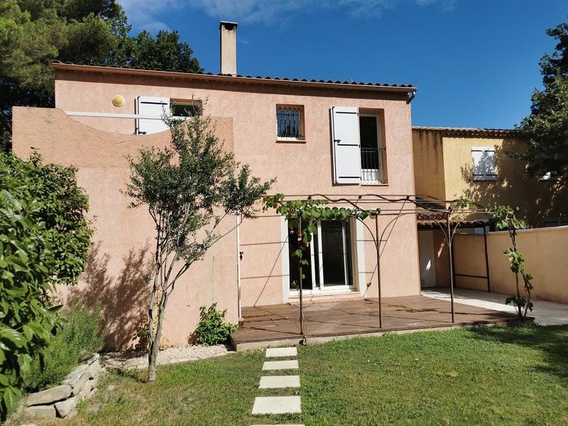 Maison - 141 m² - 5 pièces