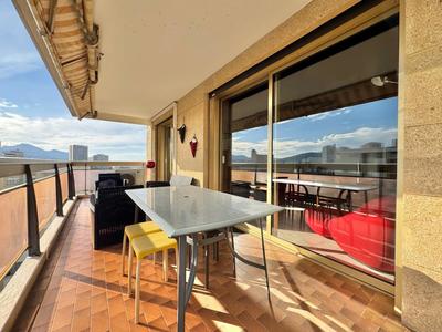 Appartement - 99 m² - 3 pièces