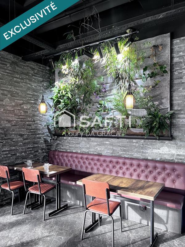 Local commercial - 127 m² - 2 pièces