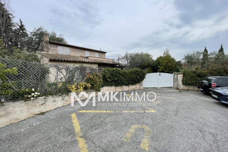 Maison - 155 m² - 7 pièces