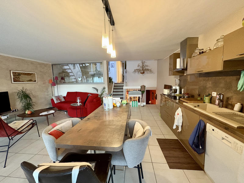 Appartement - 130 m² - 4 pièces