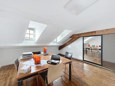 Bureau - 166 m²