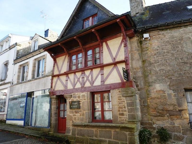 Maison en pierre - 75 m² - 3 pièces