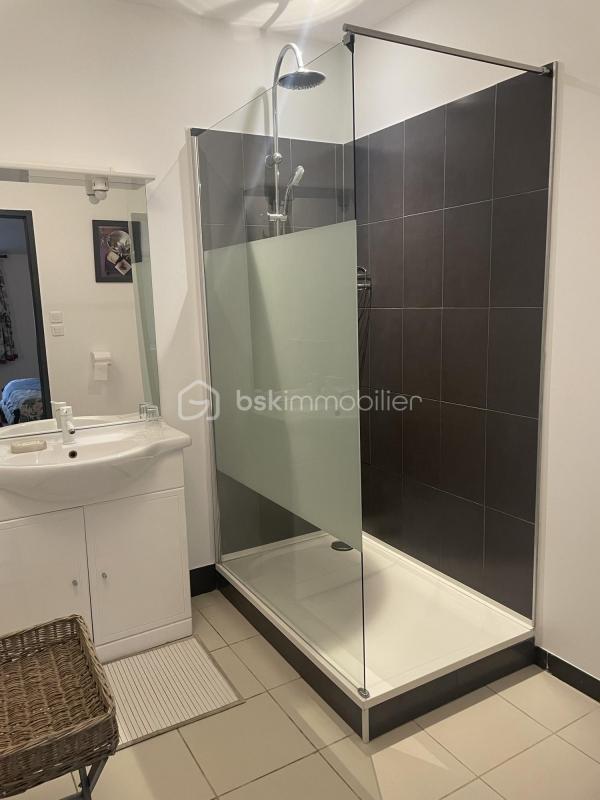 Demeure - 175 m² - 5 pièces