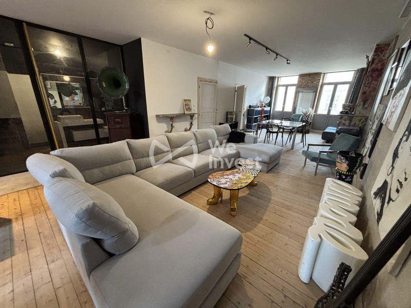 Loft - 110 m² - 3 pièces