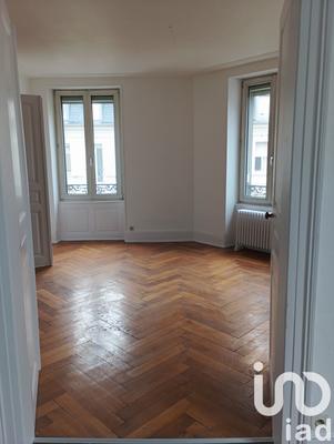 Appartement - 104 m² - 4 pièces