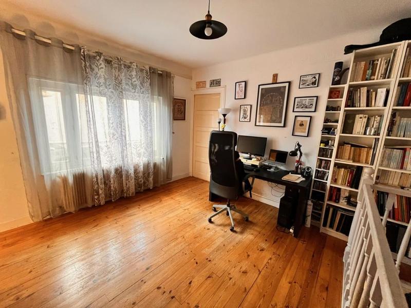 Maison - 136 m² - 6 pièces