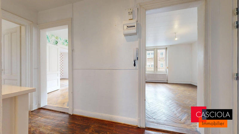 Appartement - 80 m² - 4 pièces