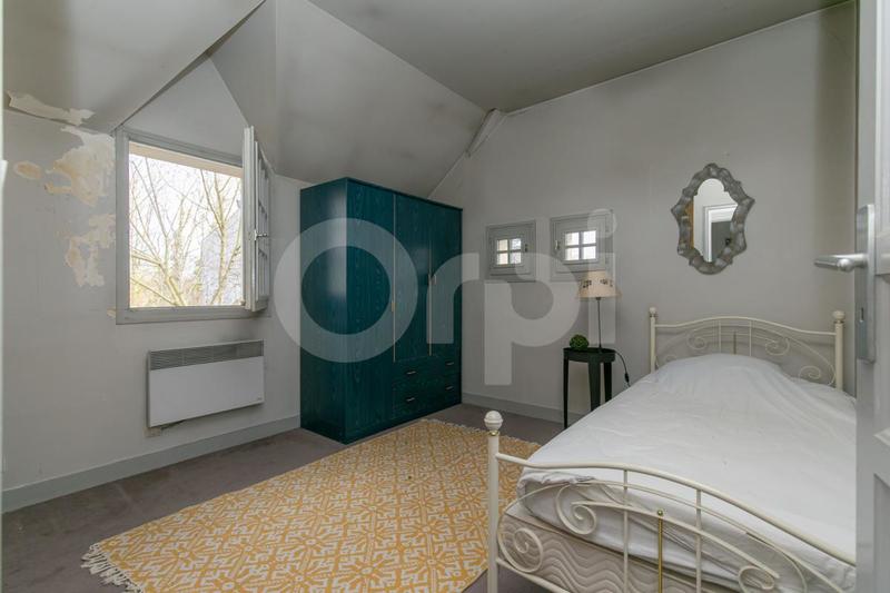 Maison - 199 m² - 7 pièces