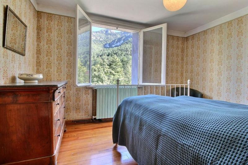 Maison - 178 m² - 10 pièces