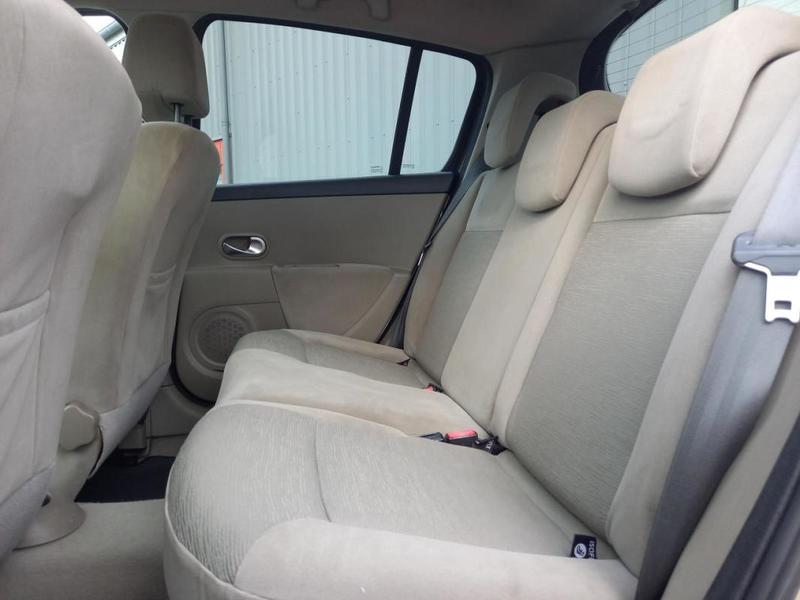 Renault Clio III 1.4i 98 Ch Luxe Privilège - Garantie 3 Mois